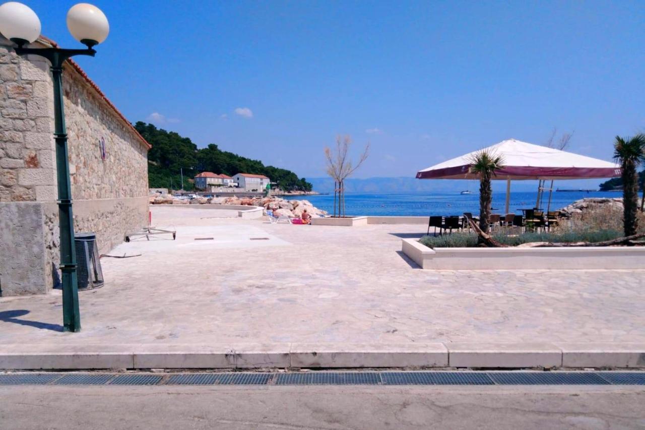 Apartments With A Parking Space Jelsa, Hvar - 8746 Jelsa  Luaran gambar