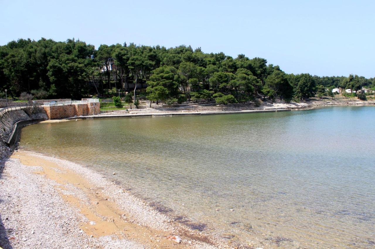 Apartments With A Parking Space Jelsa, Hvar - 8746 Jelsa  Luaran gambar